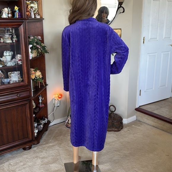 NWOT Collections Etc Vintage Purple Zip Up Robe Duster House Coat Cozy Midi - Picture 10 of 15